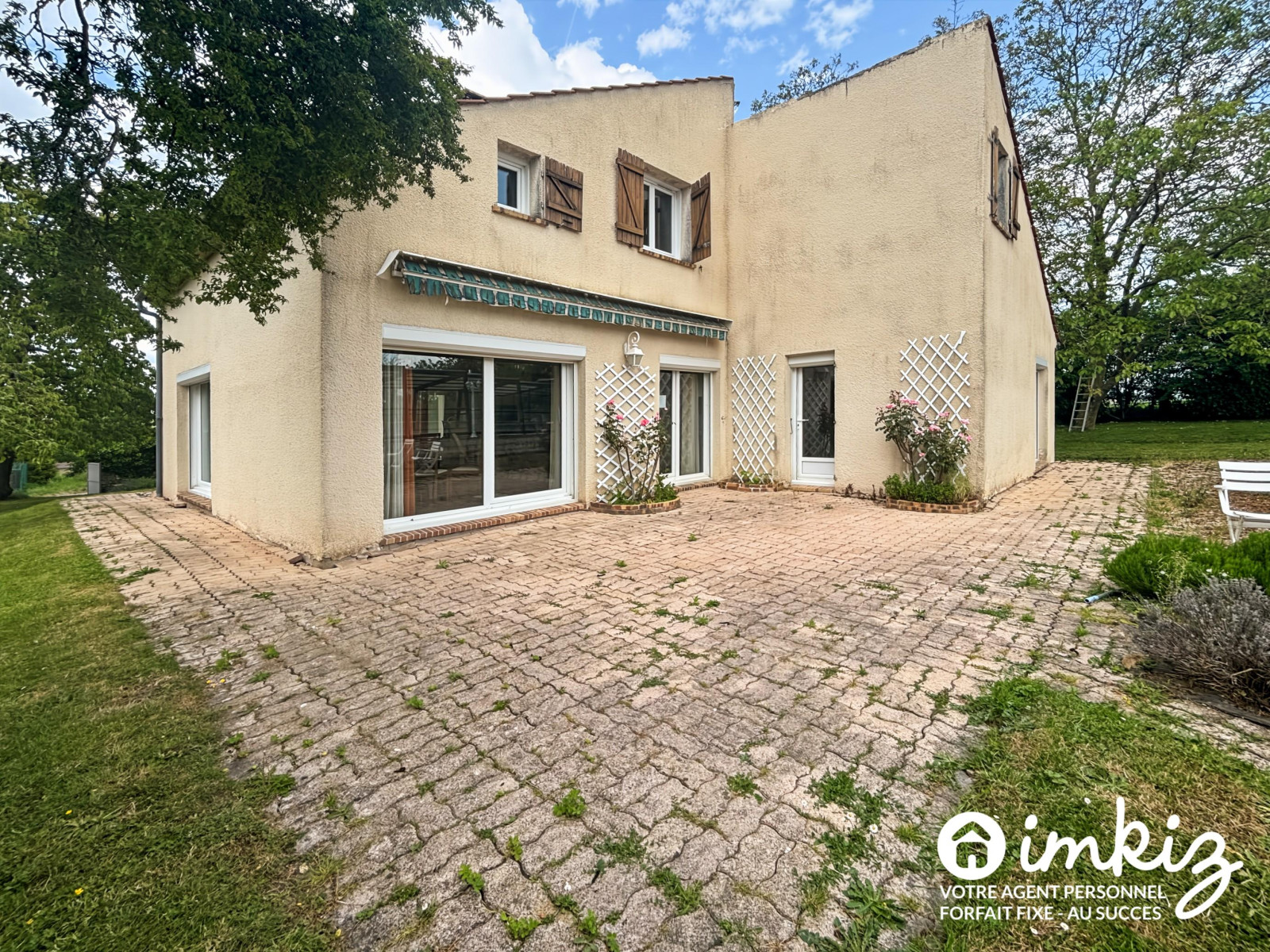 
                                                Vente
                                                 Maison 5 pièces avec piscine couverte