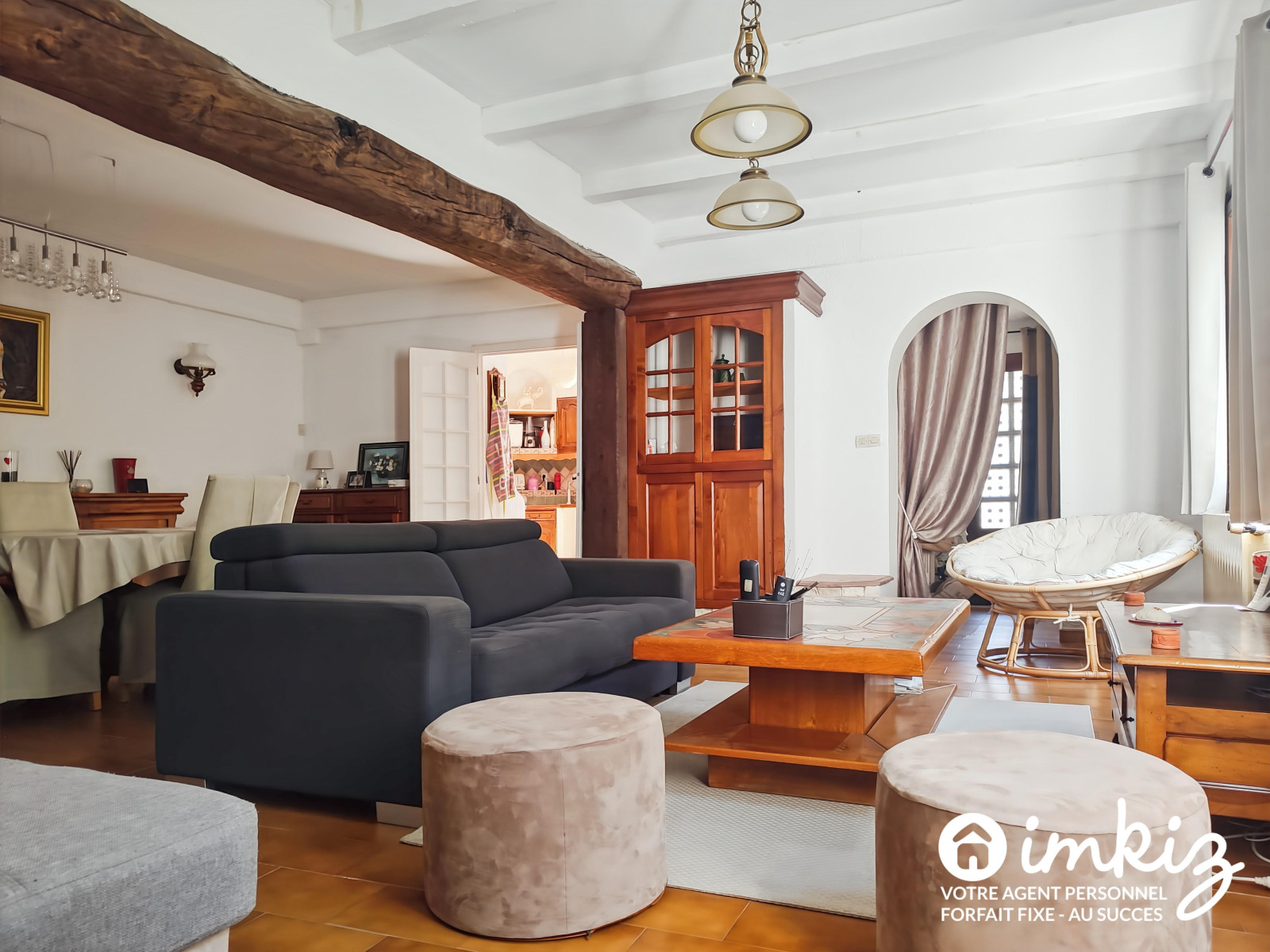 
                                                Vente
                                                 Maison 5 pièces, gros potentiel