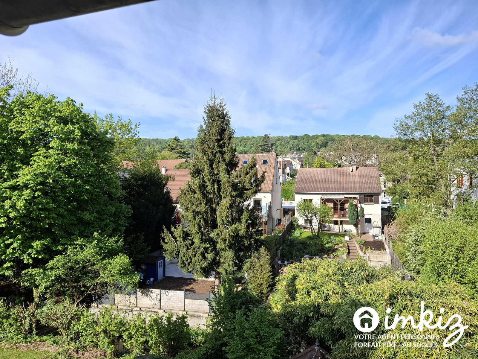 
                                                Vente
                                                 Maison 5 pièces jardin quartier Rhodon