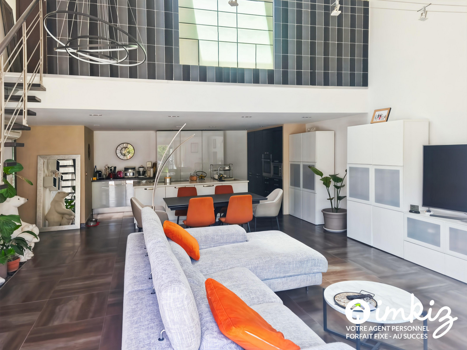 
                                                Vente
                                                 Maison 5 pièces  + piscine