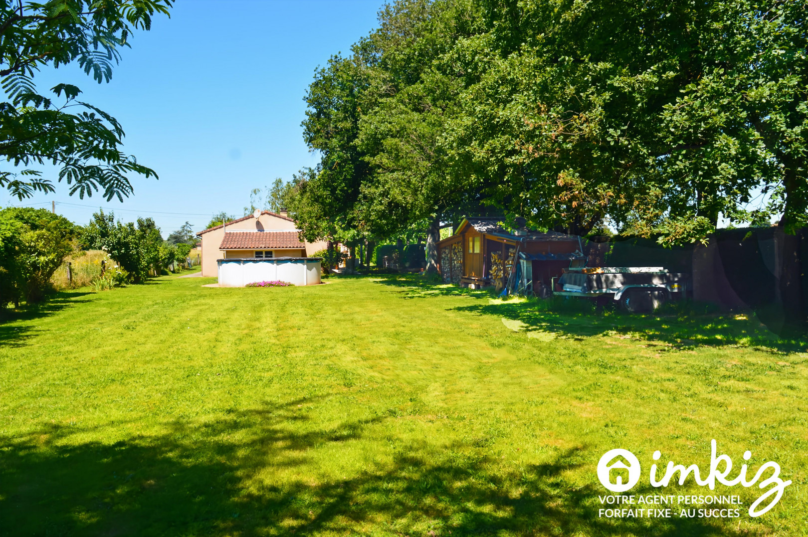 
                                                Vente
                                                 Maison 5 pièces plain pied sur terrain arboré