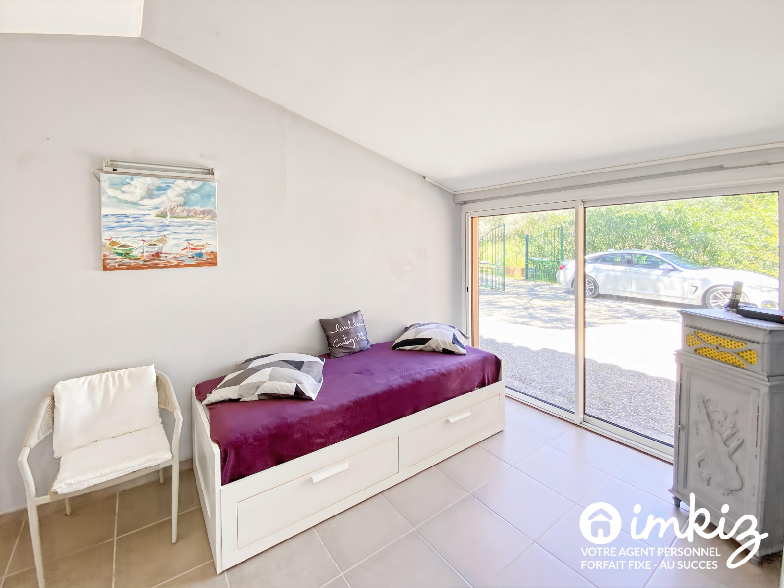 
                                                Vente
                                                 Maison 5 pièces, plain pied, sur terrain clôturé ,