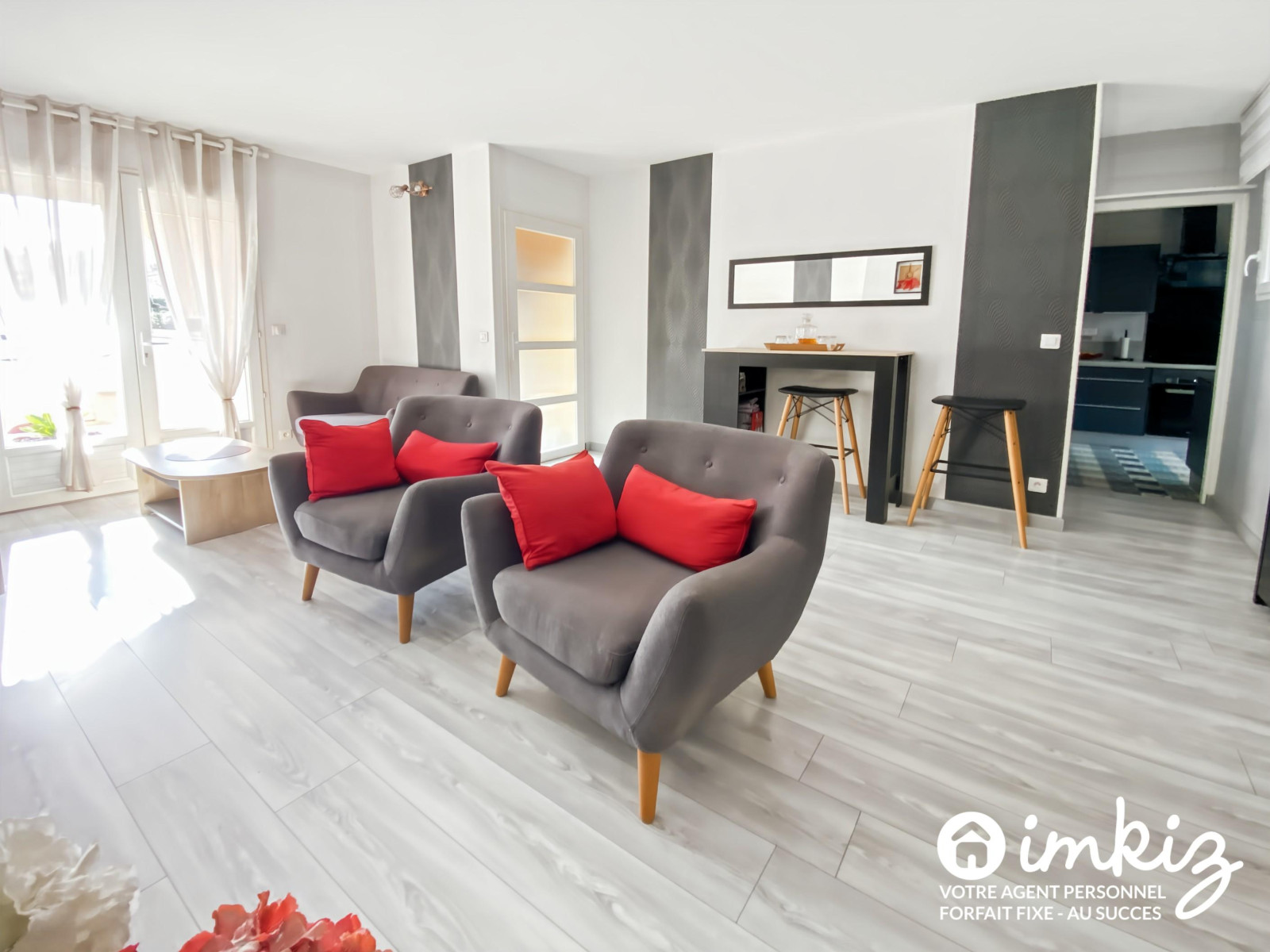 
                                                Vente
                                                 Maison 5 pièces - quartier recherché - garage