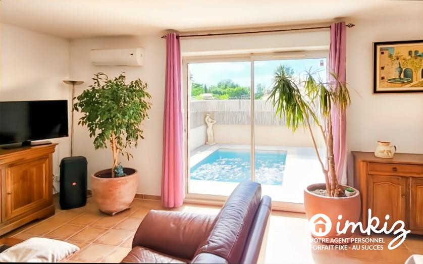 
                                                Vente
                                                 Maison 5 pièces récente avec piscine