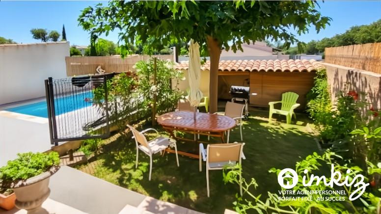 
                                                Vente
                                                 Maison 5 pièces récente avec piscine