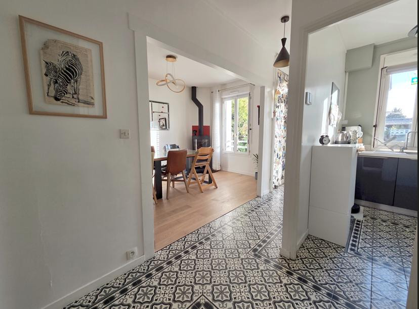 
                                                Vente
                                                 Maison 5 pièces rénovée avec charme - Tonkin