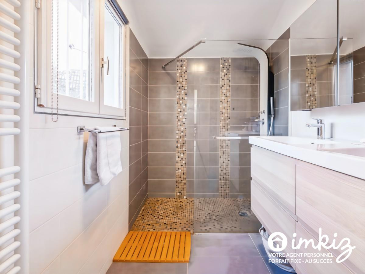 
                                                Vente
                                                 Maison 5 pièces rénovée avec charme - Tonkin
