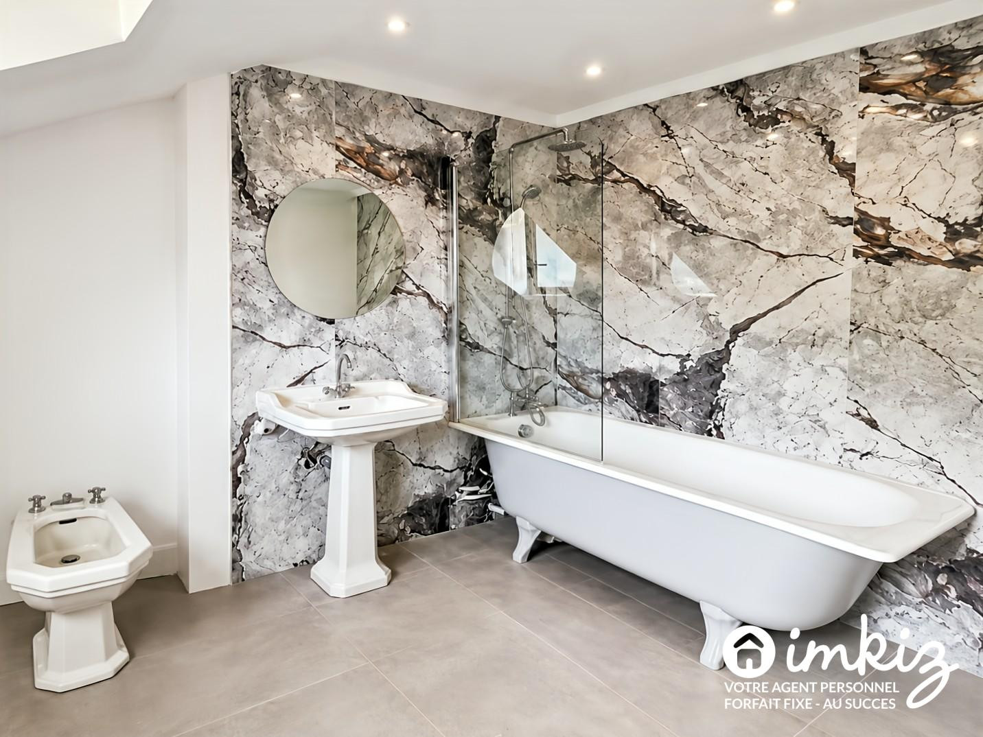 
                                                Vente
                                                 Maison 5 pièces rénovée, vie de plein pied 2 gge