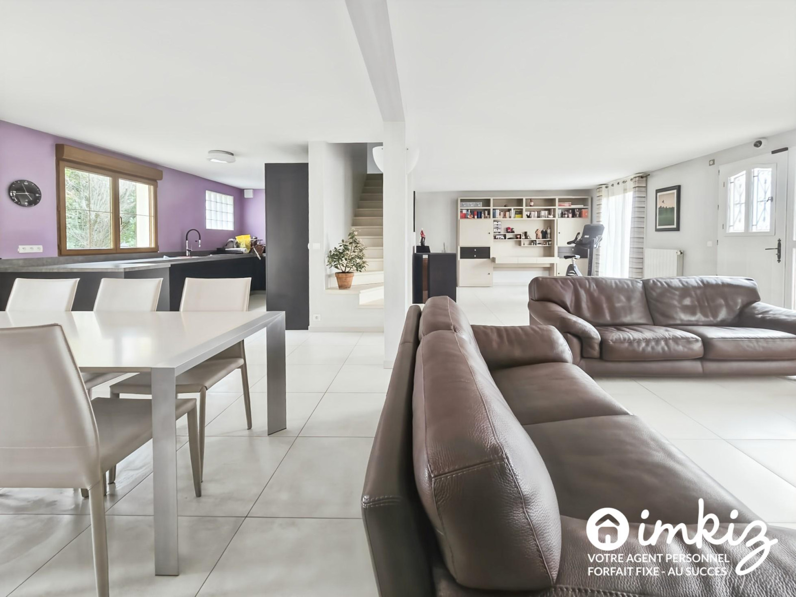 
                                                Vente
                                                 Maison 5 pièces sans aucun travaux
