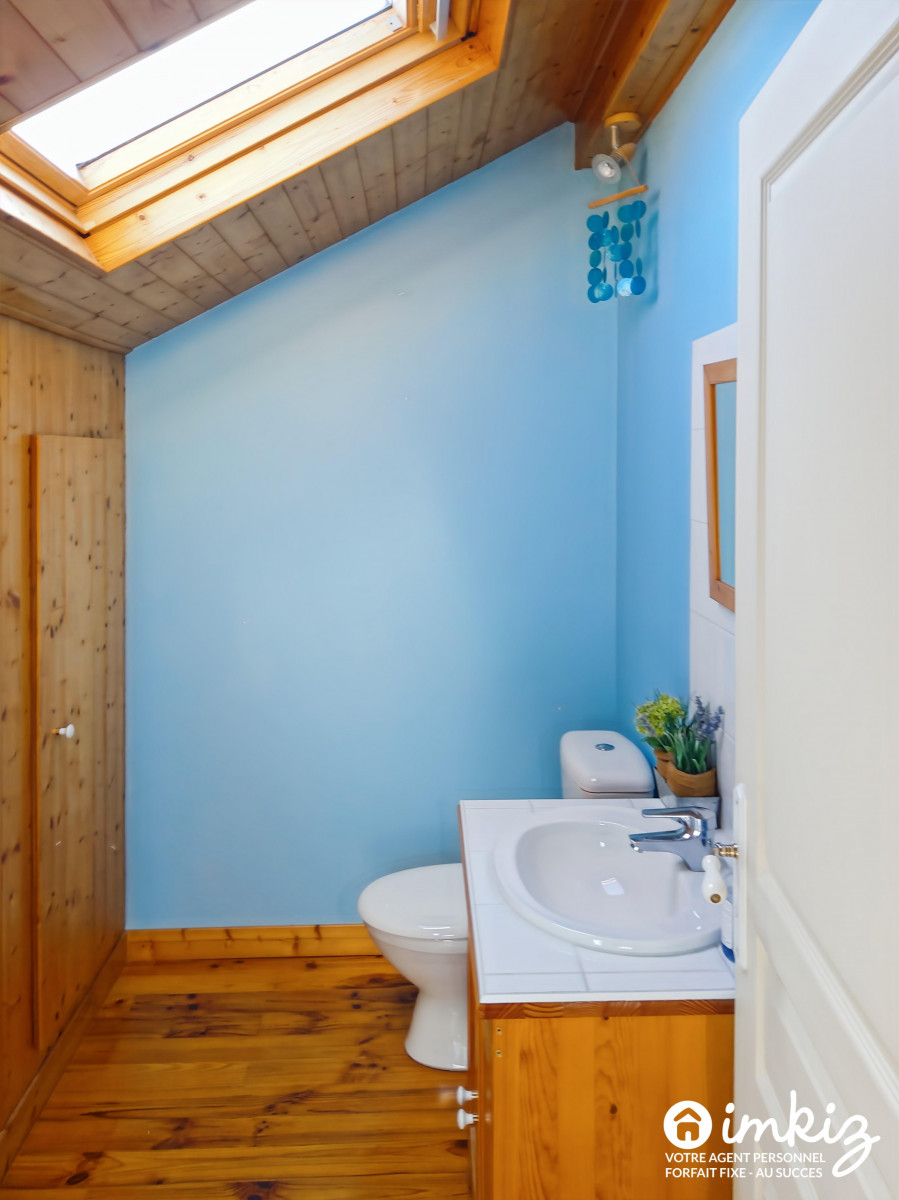 
                                                Vente
                                                 Maison 5 pièces sans vis à vis + dépendance