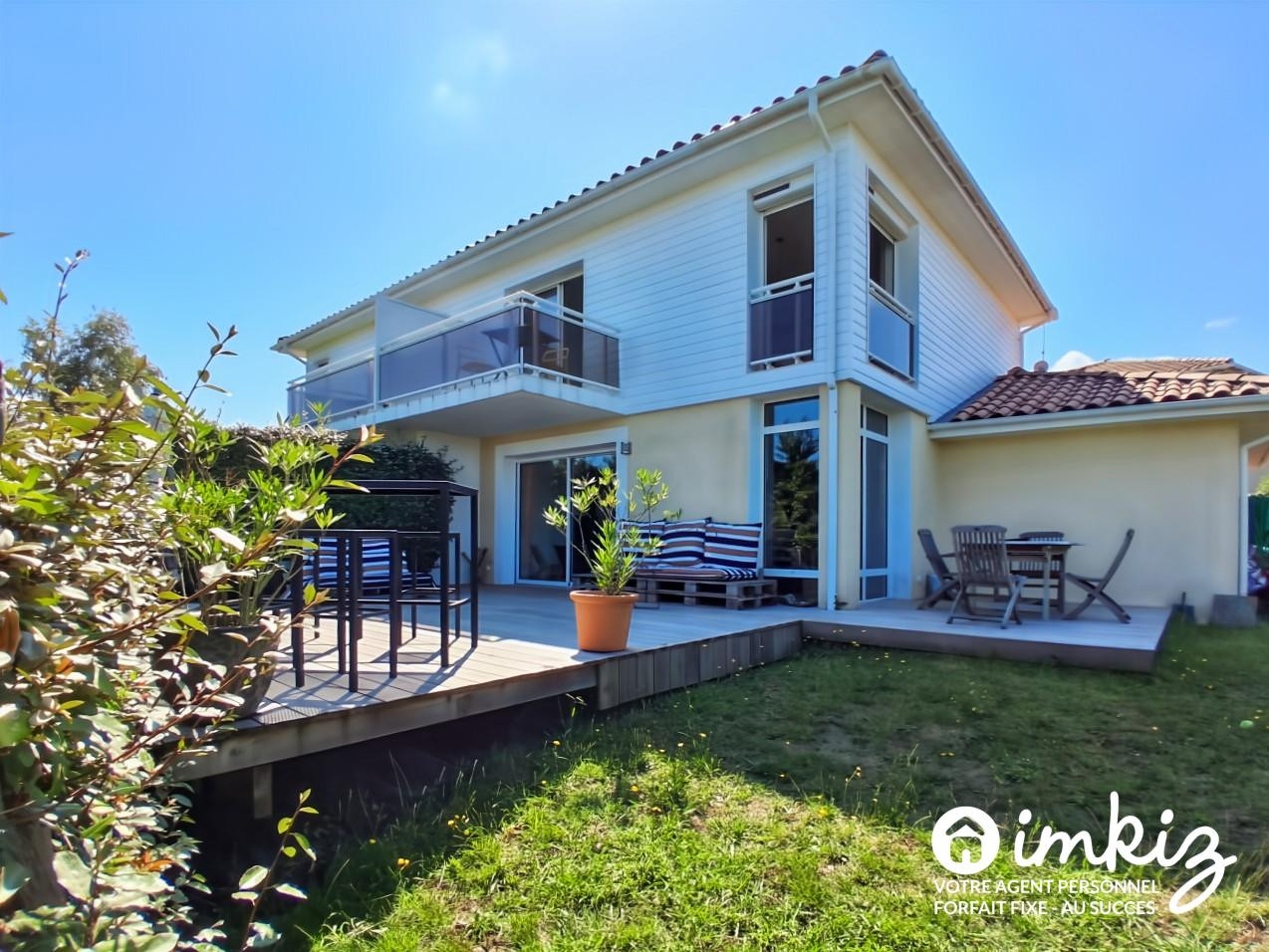 
                                                Vente
                                                 Maison 5 pièces, vue exceptionnelle sur le lac