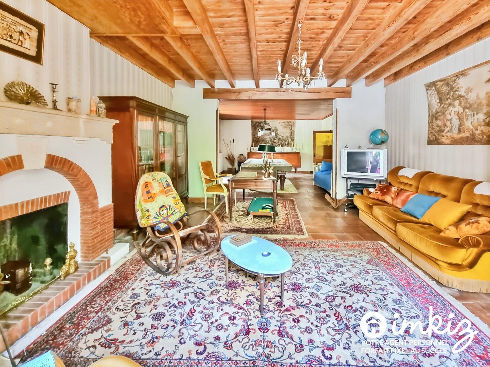 
                                                Vente
                                                 Maison 6 pces charme de l'ancien,poutres,cheminées