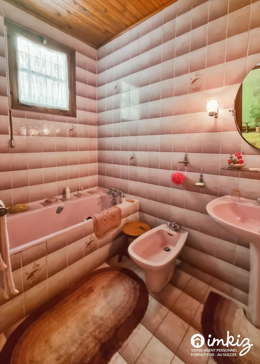 
                                                Vente
                                                 Maison 6 pces charme de l'ancien,poutres,cheminées