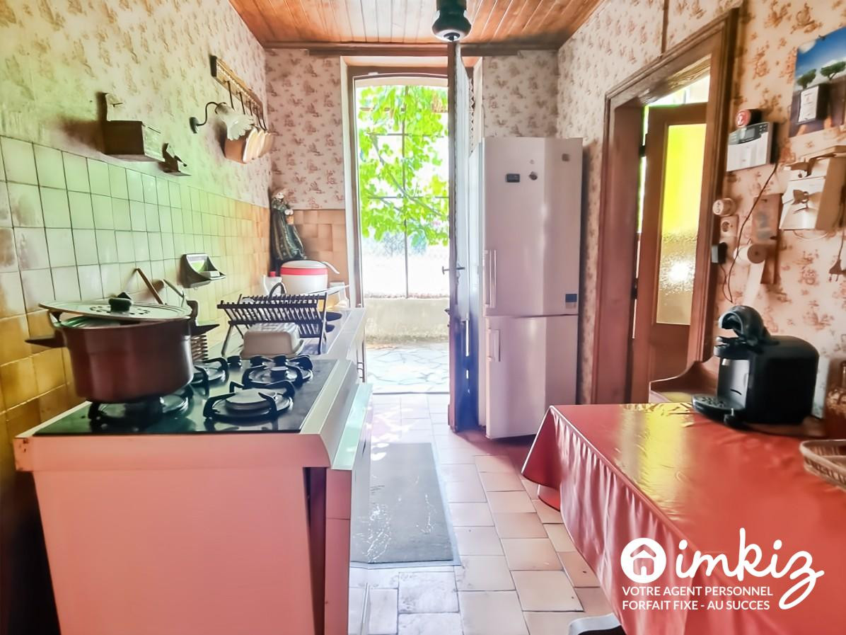 
                                                Vente
                                                 Maison 6 pces charme de l'ancien,poutres,cheminées
