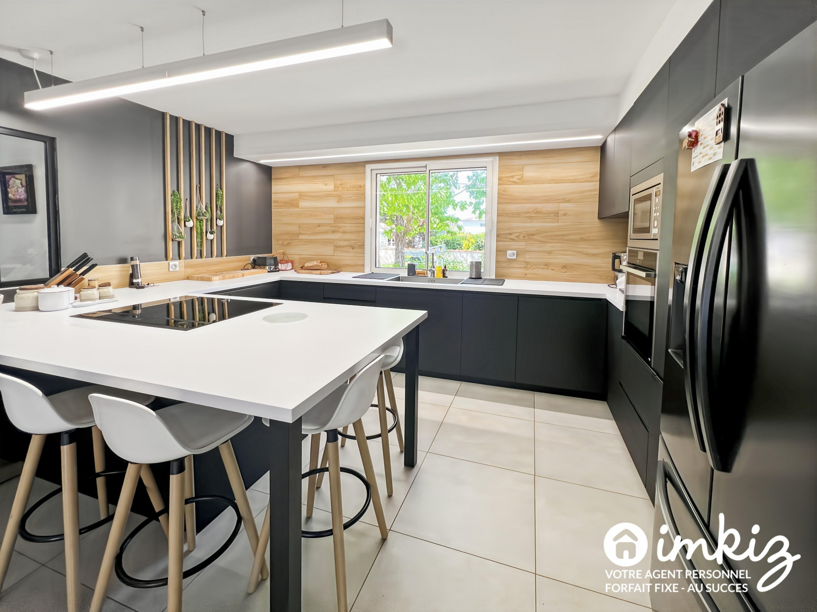 
                                                Vente
                                                 Maison 6 pièces 175m²