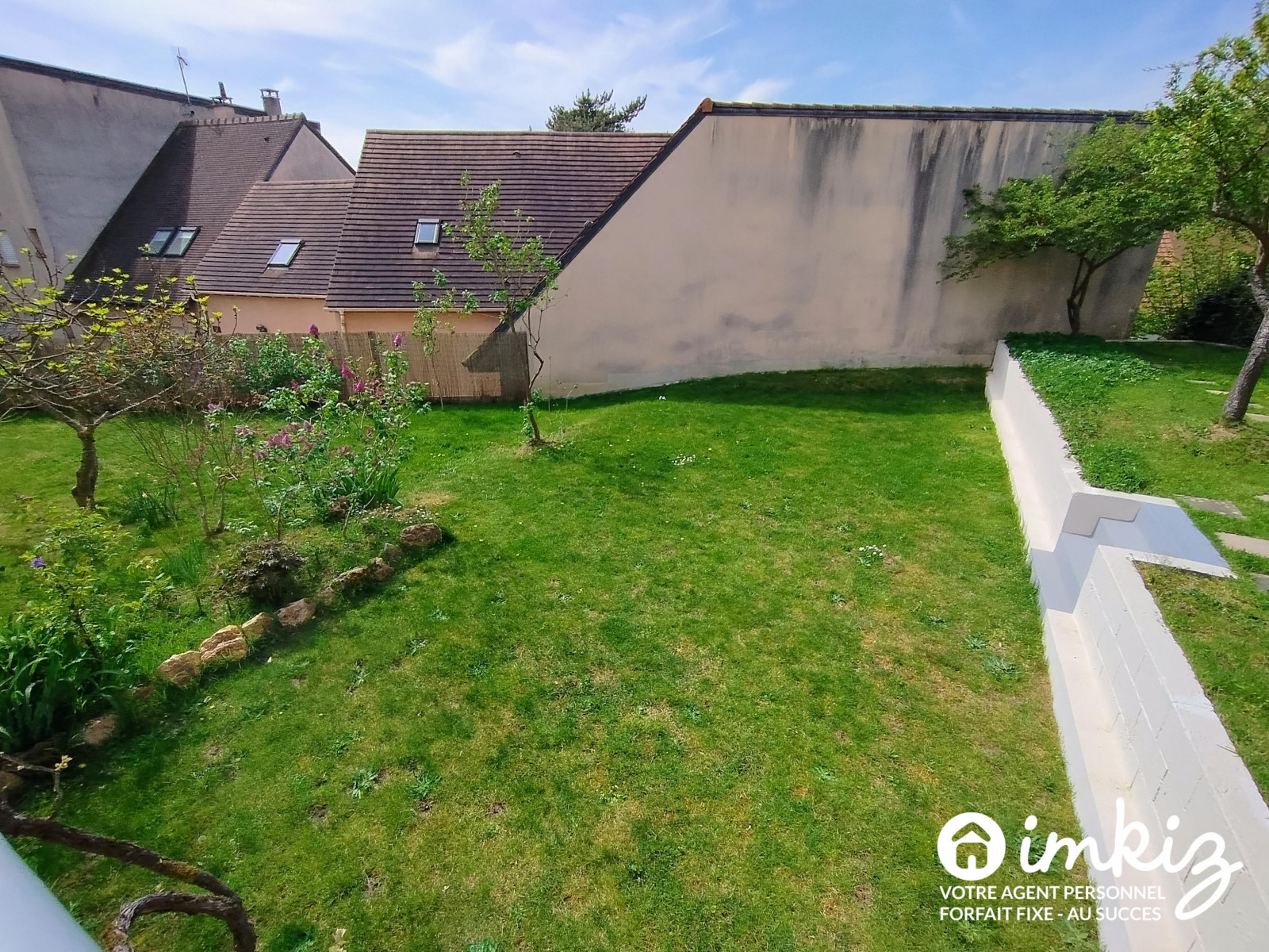 
                                                Vente
                                                 Maison 6 pièces