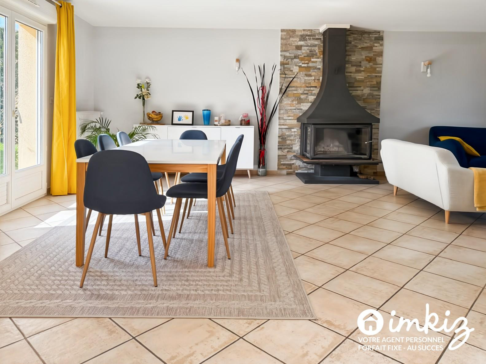 
                                                Vente
                                                 Maison 6 pièces