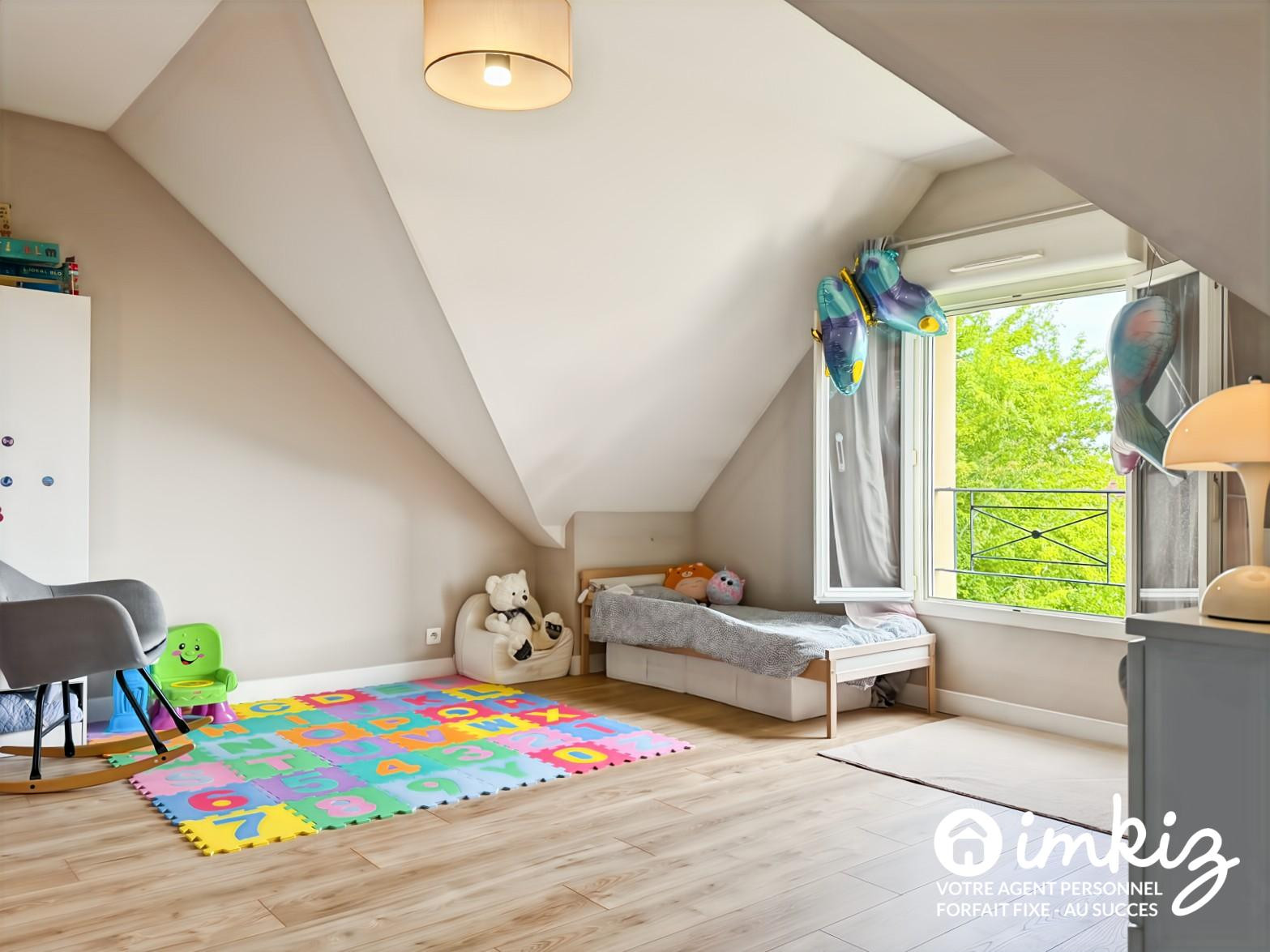 
                                                Vente
                                                 Maison 6 pièces