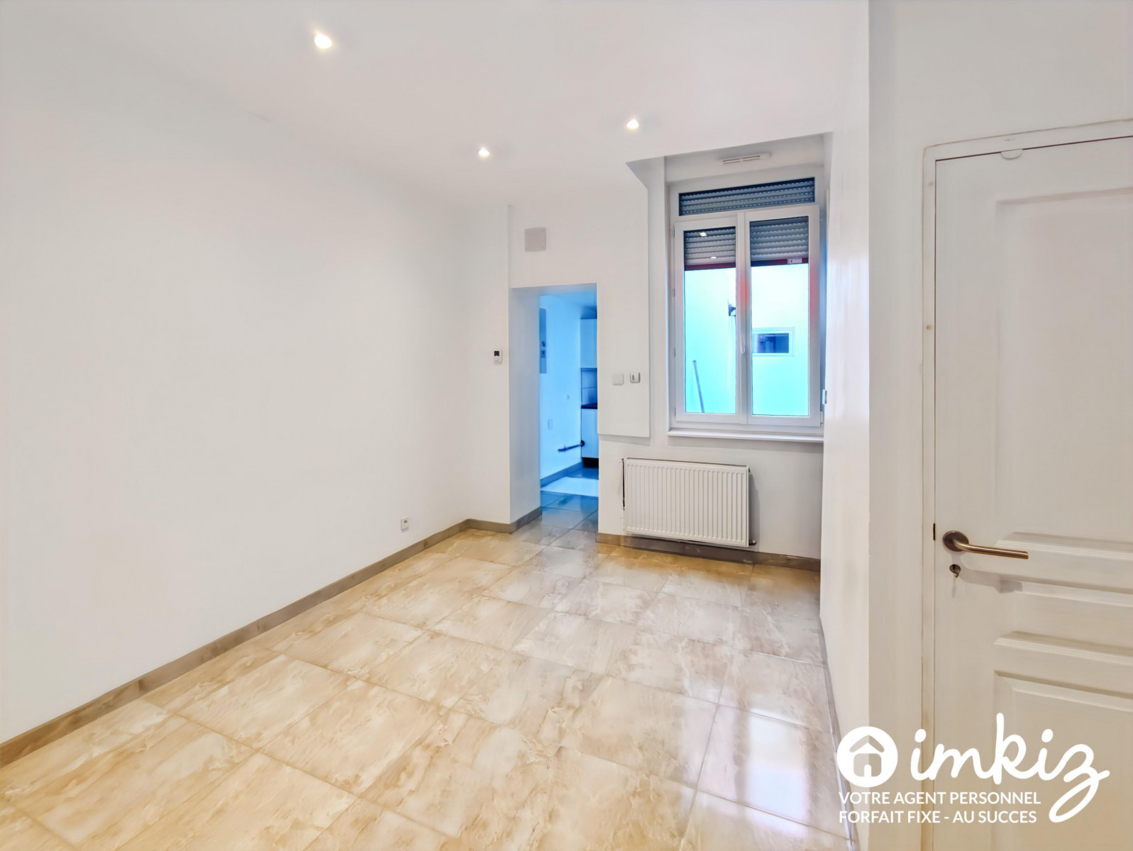 
                                                Vente
                                                 Maison 6 pièces