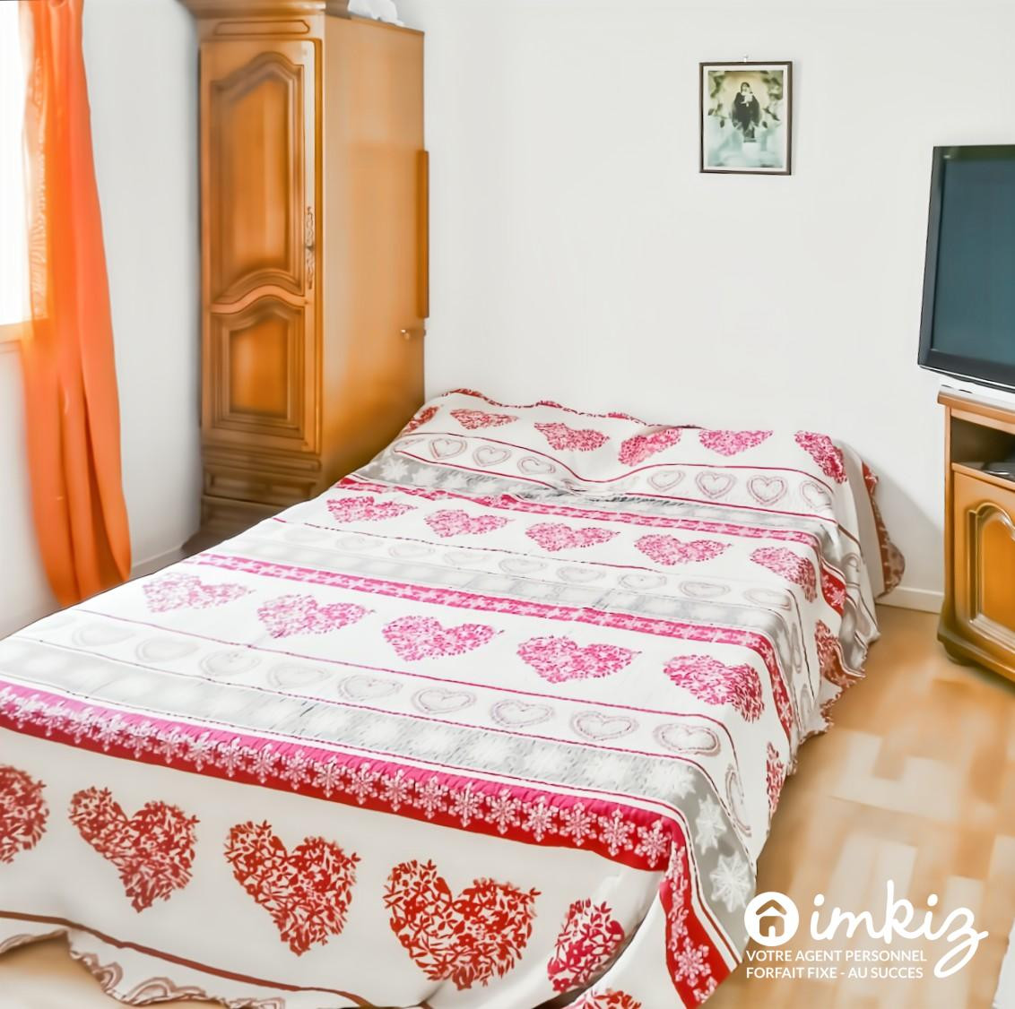 
                                                Vente
                                                 Maison 6 pièces