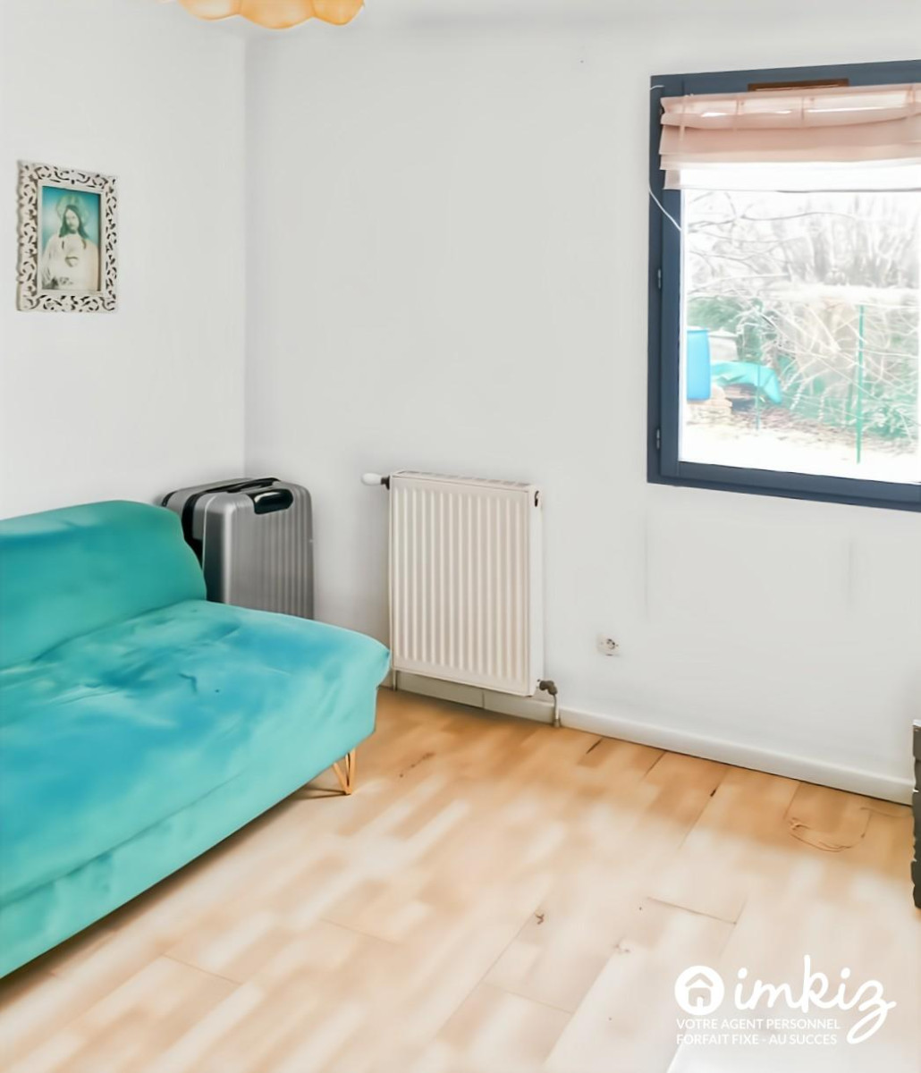 
                                                Vente
                                                 Maison 6 pièces