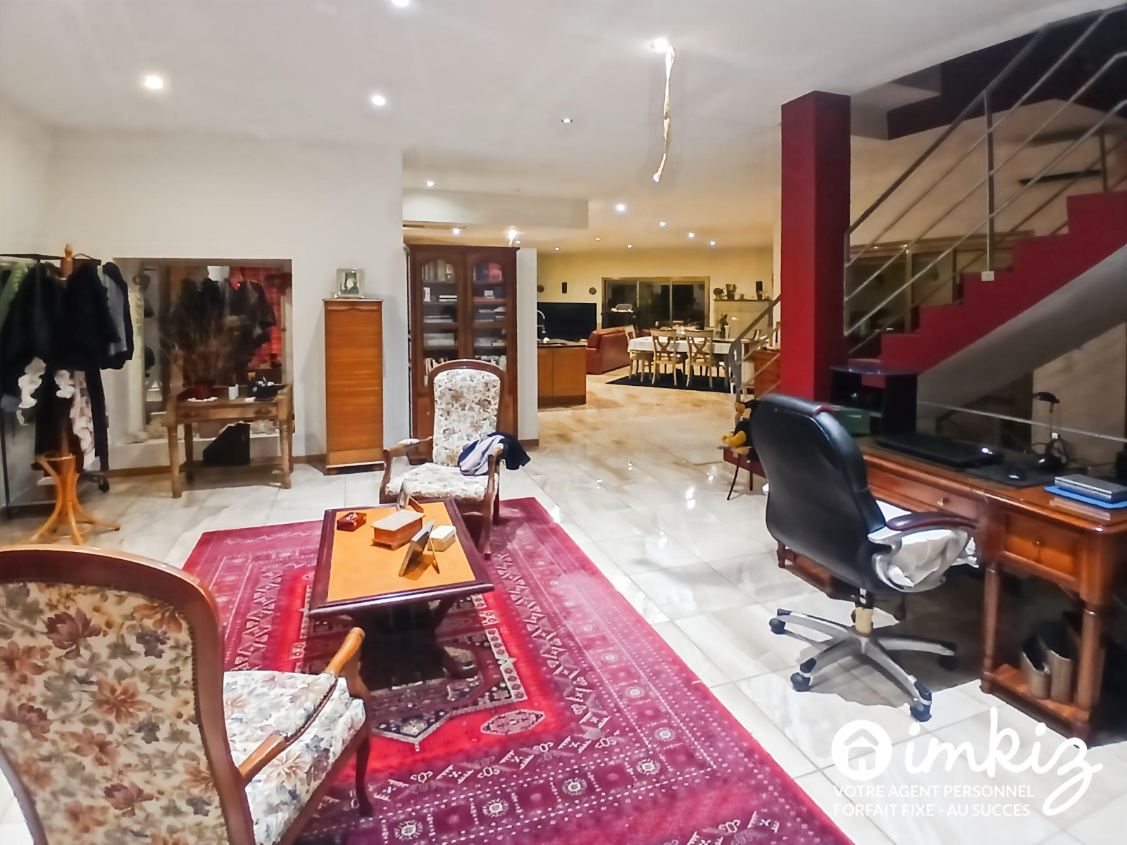 
                                                Vente
                                                 Maison 6 pièces