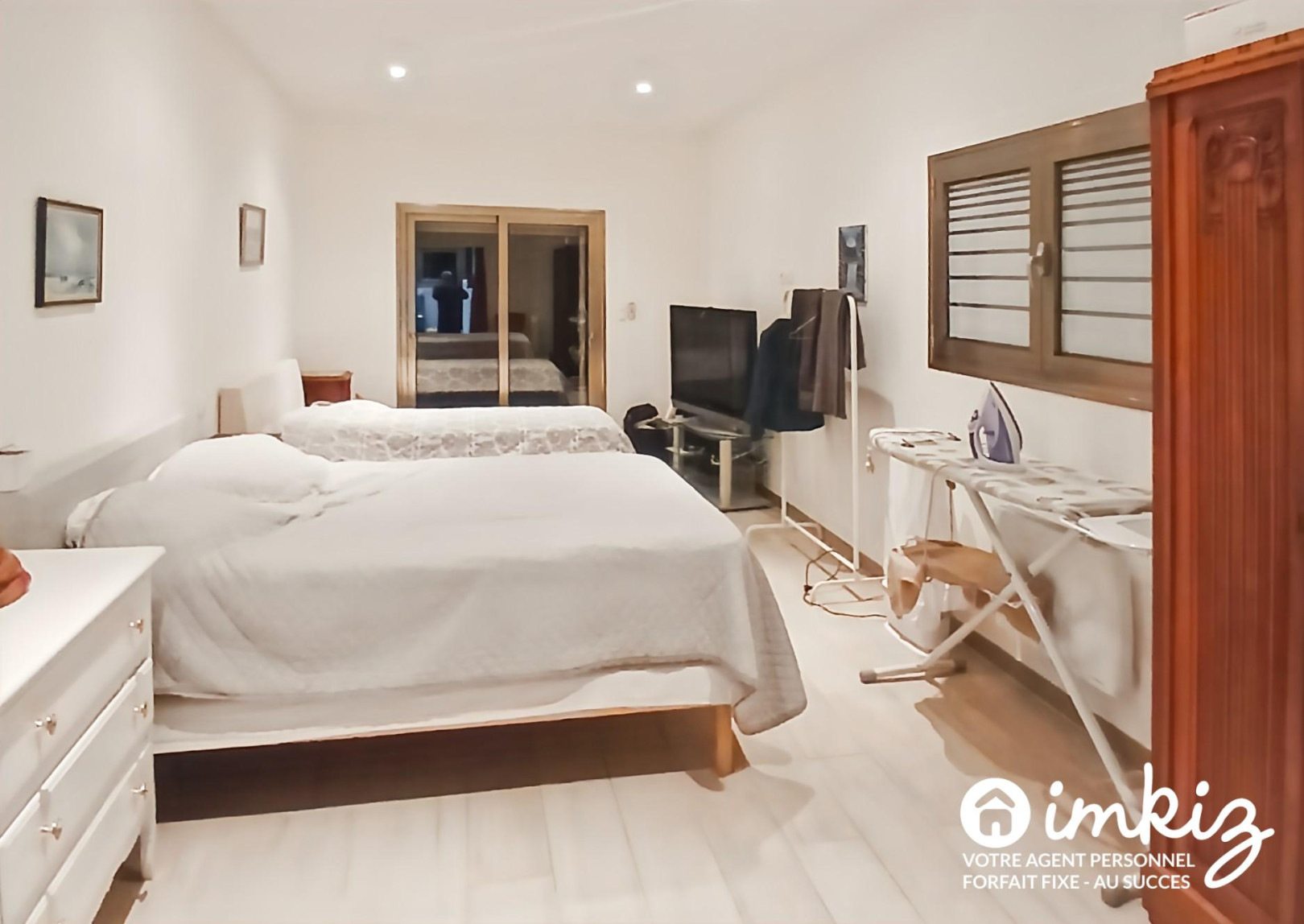 
                                                Vente
                                                 Maison 6 pièces