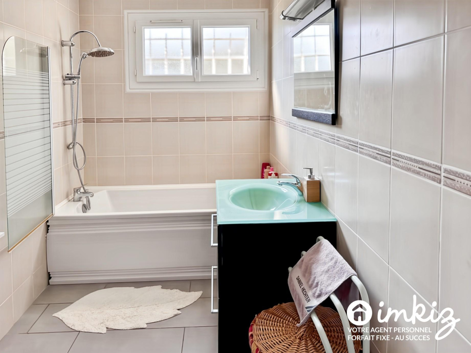 
                                                Vente
                                                 Maison 6 pièces