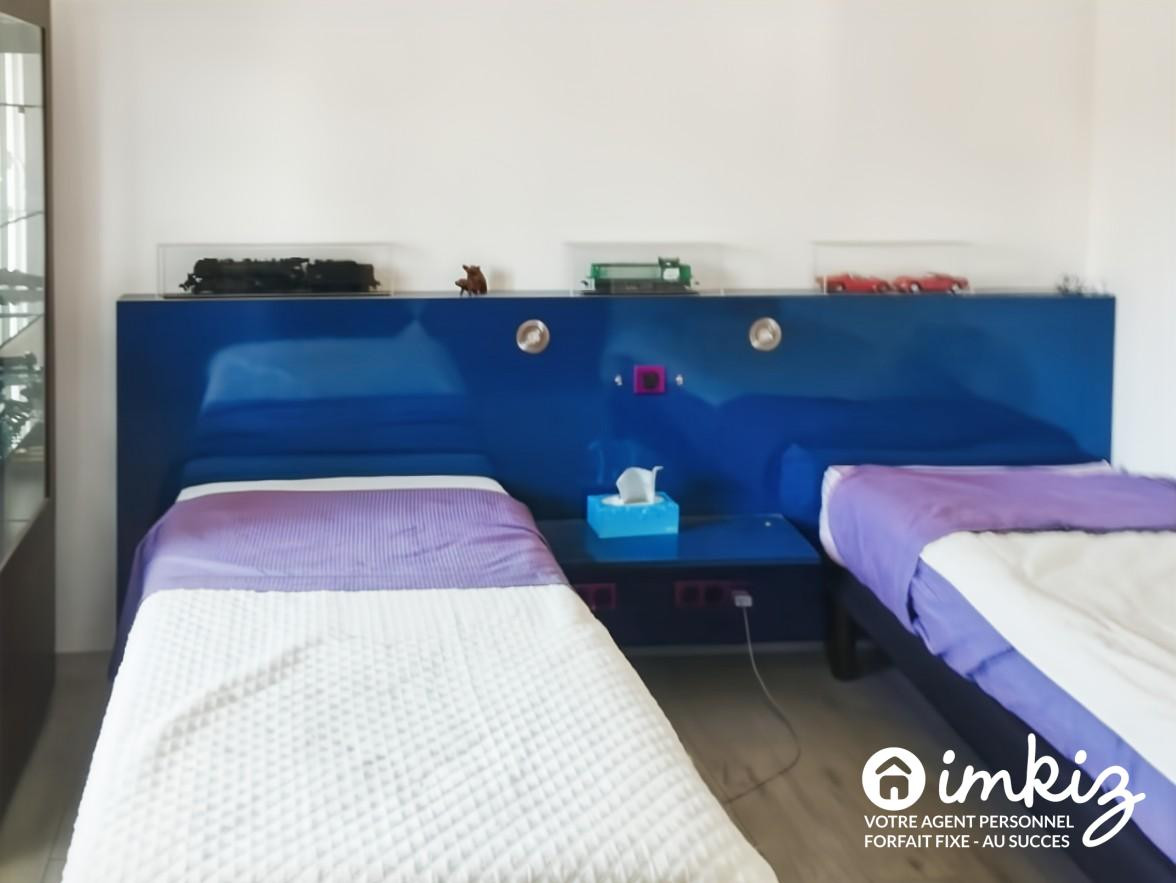 
                                                Vente
                                                 Maison 6 pièces