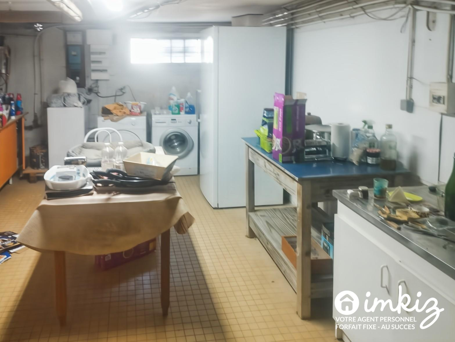 
                                                Vente
                                                 Maison 6 pièces