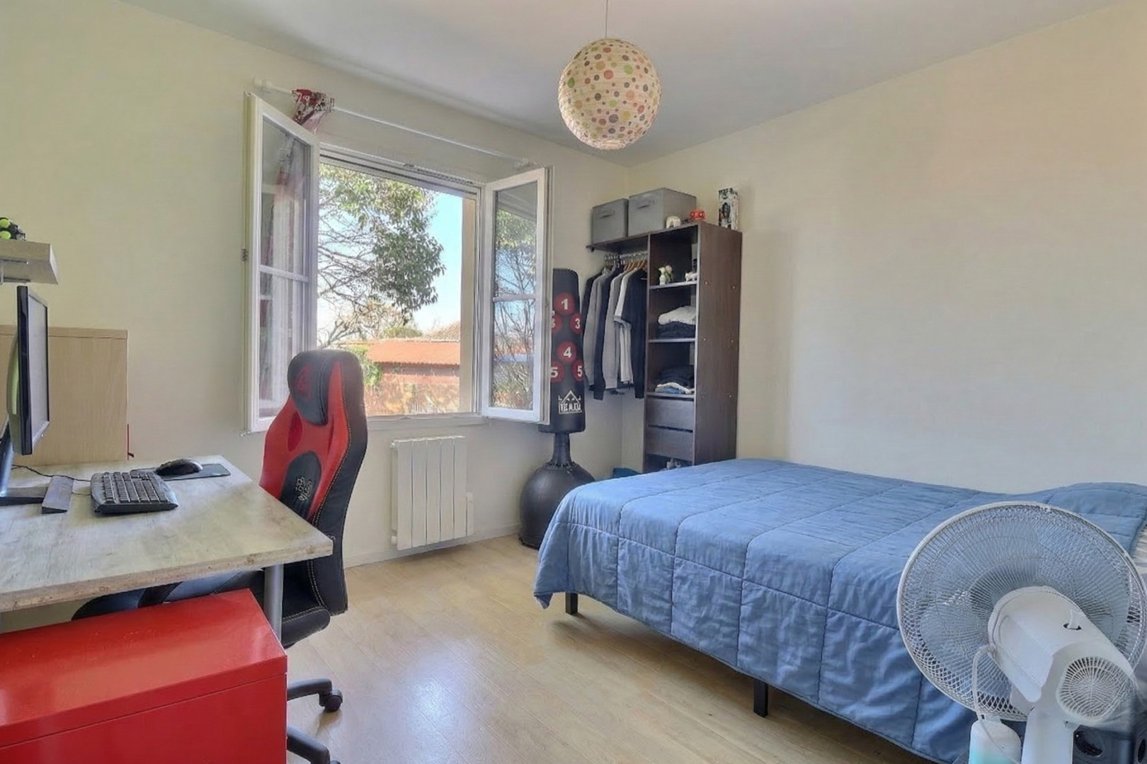 
                                                Vente
                                                 Maison 6 pièces