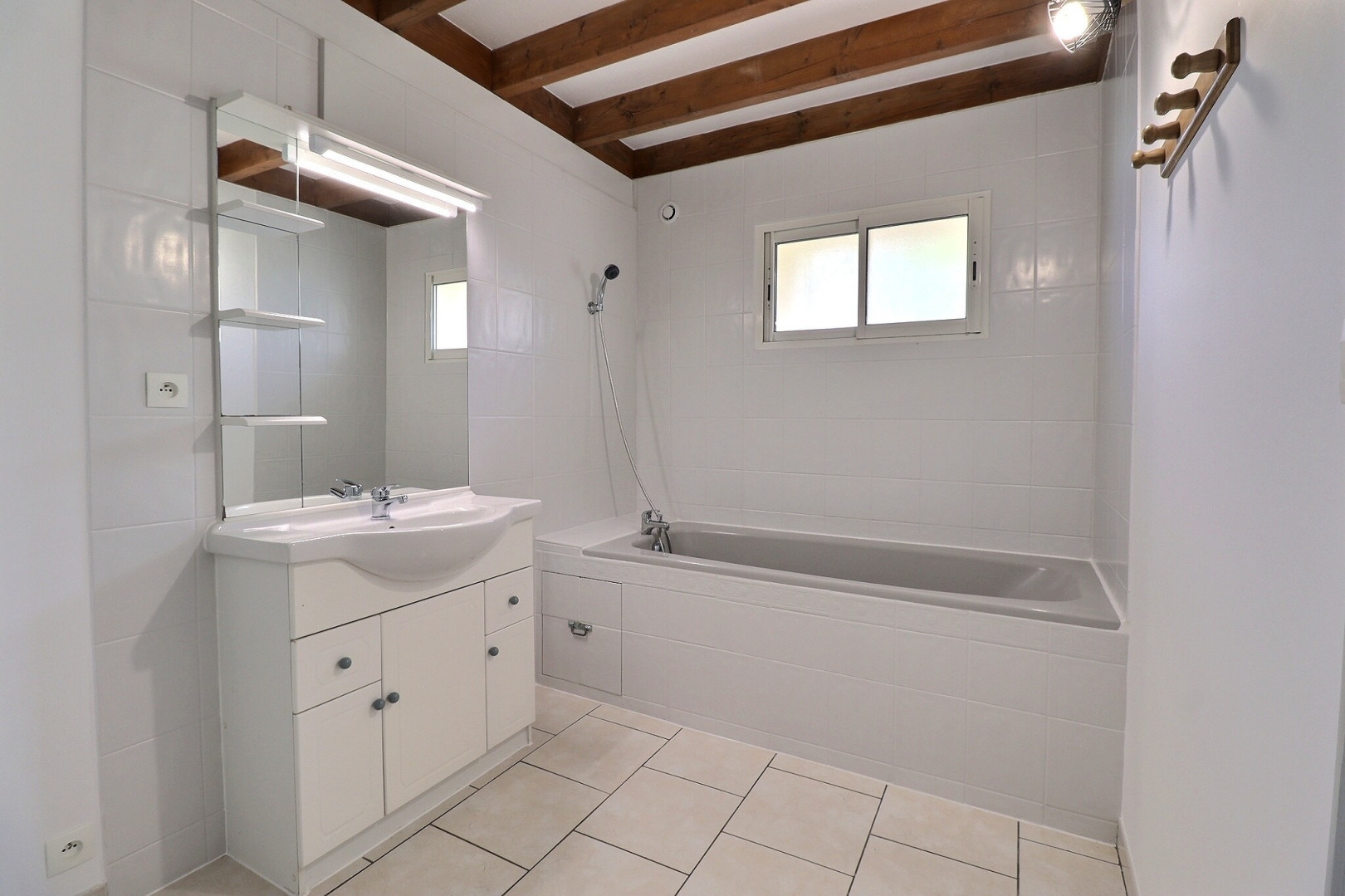 
                                                Vente
                                                 Maison 6 pièces