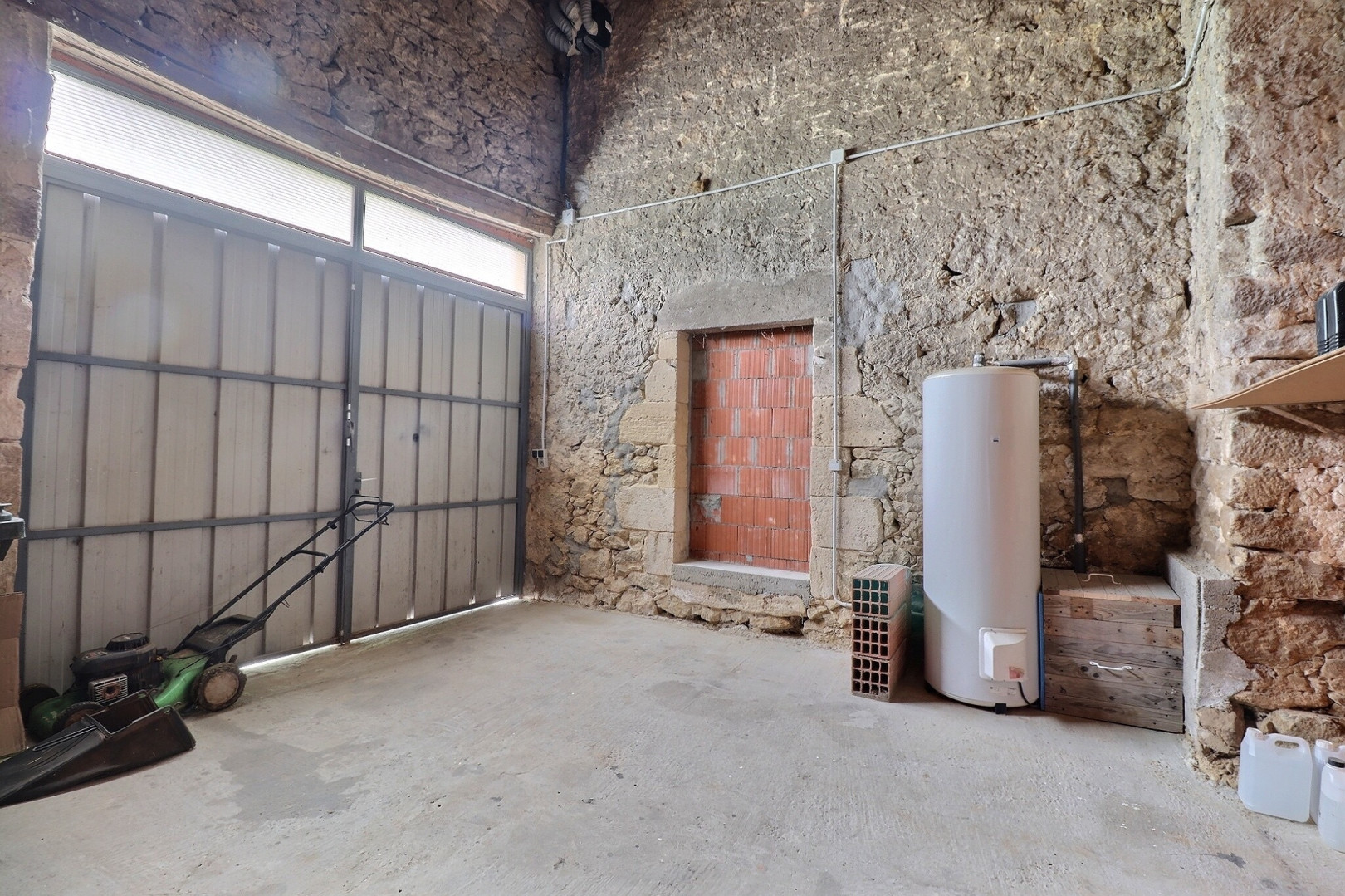 
                                                Vente
                                                 Maison 6 pièces