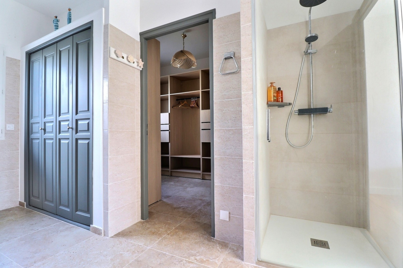 
                                                Vente
                                                 Maison 6 pièces