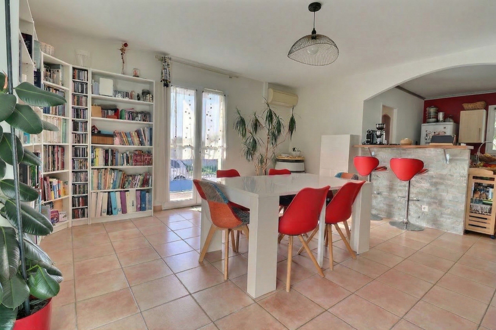 
                                                Vente
                                                 Maison 6 pièces