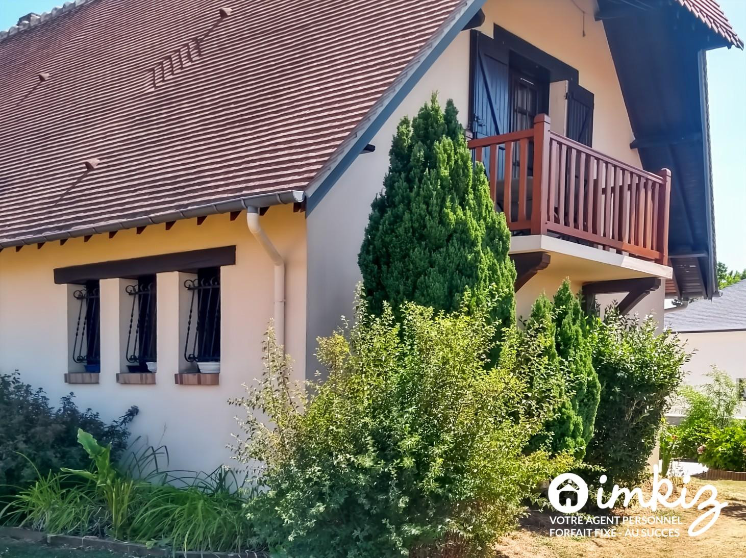 
                                                Vente
                                                 Maison 6 pièces