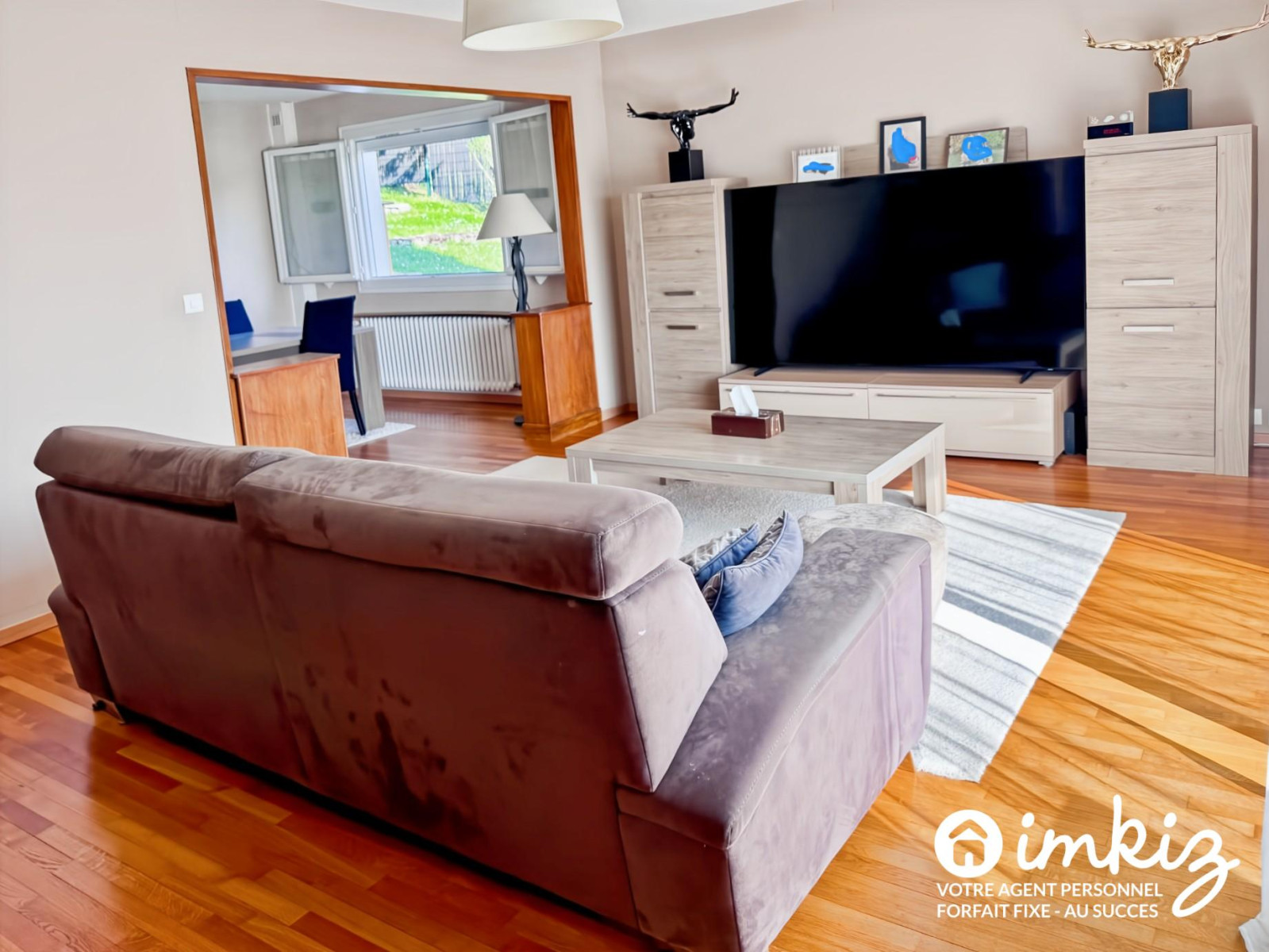 
                                                Vente
                                                 Maison 6 pièces