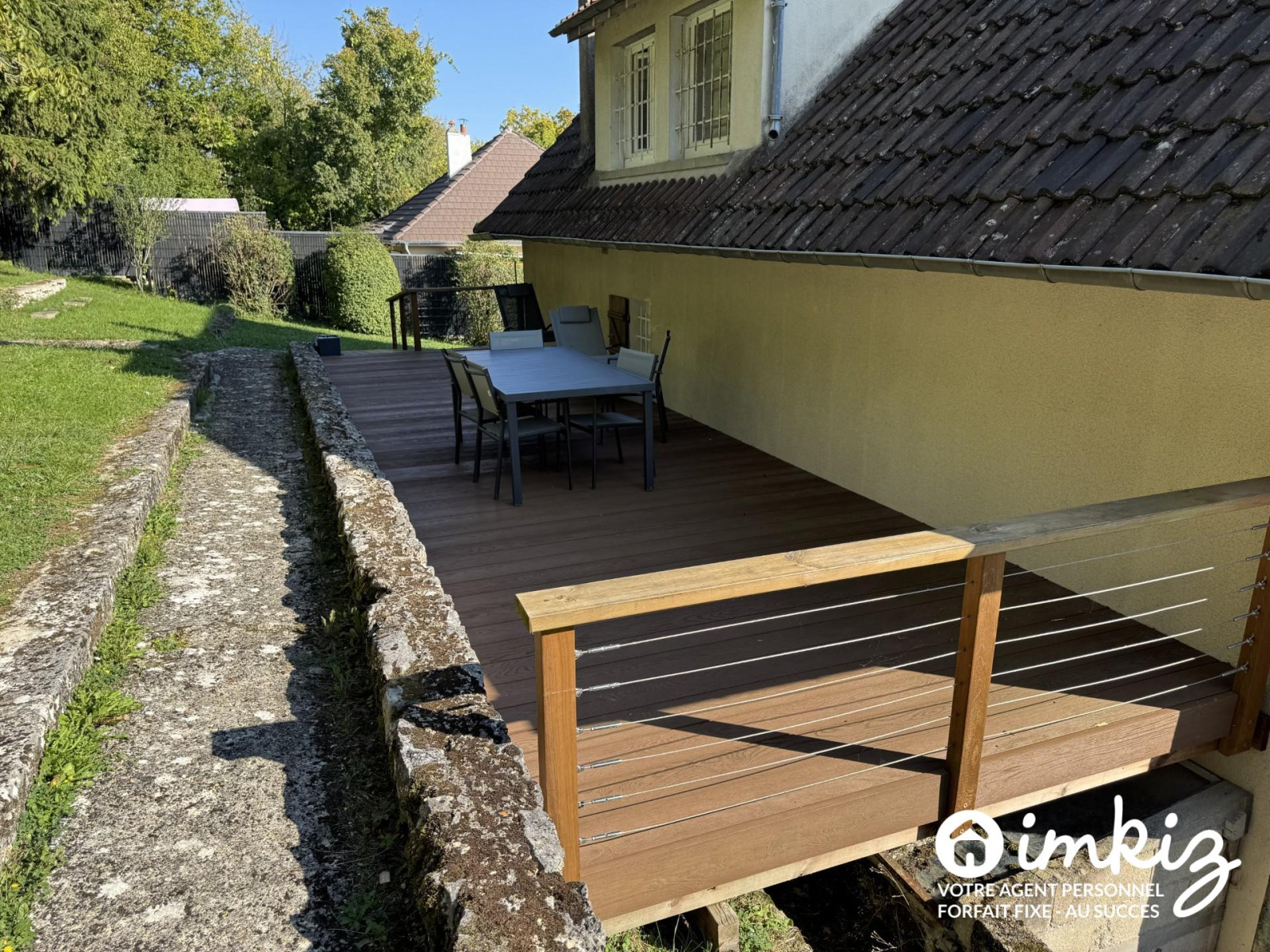 
                                                Vente
                                                 Maison 6 pièces