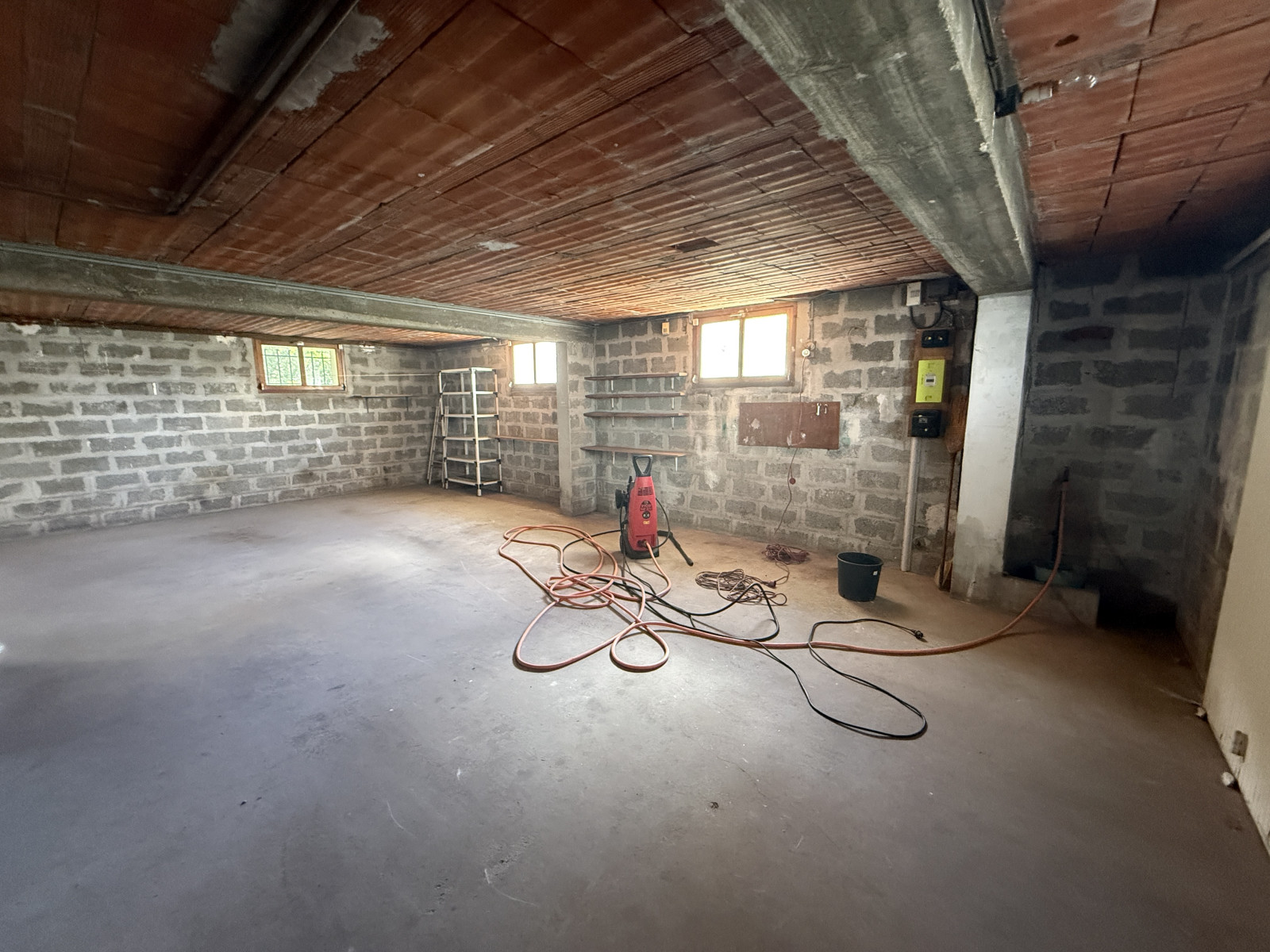 
                                                Vente
                                                 Maison 6 pièces