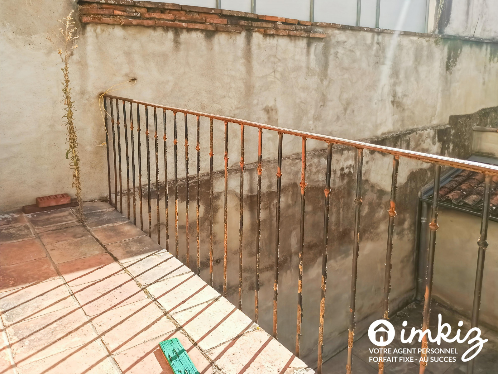 
                                                Vente
                                                 Maison 6 pièces avec extérieur Métro à 50 m