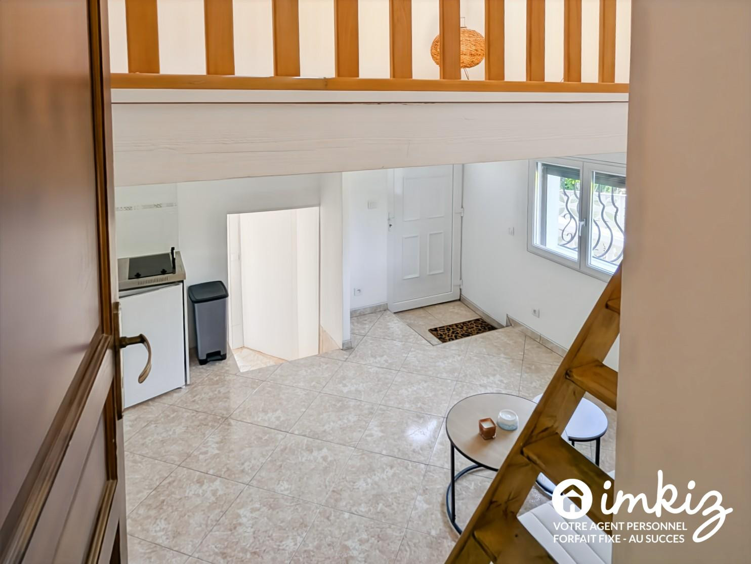 
                                                Vente
                                                 Maison 6 pièces avec studio indépendant et piscine