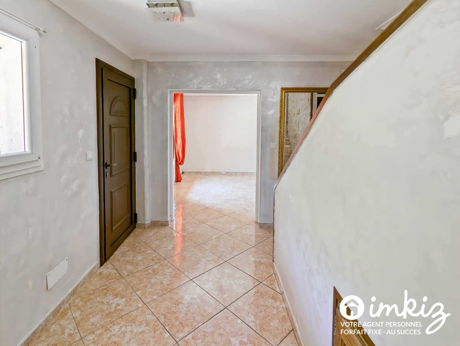 
                                                Vente
                                                 Maison 6 pièces avec studio indépendant et piscine