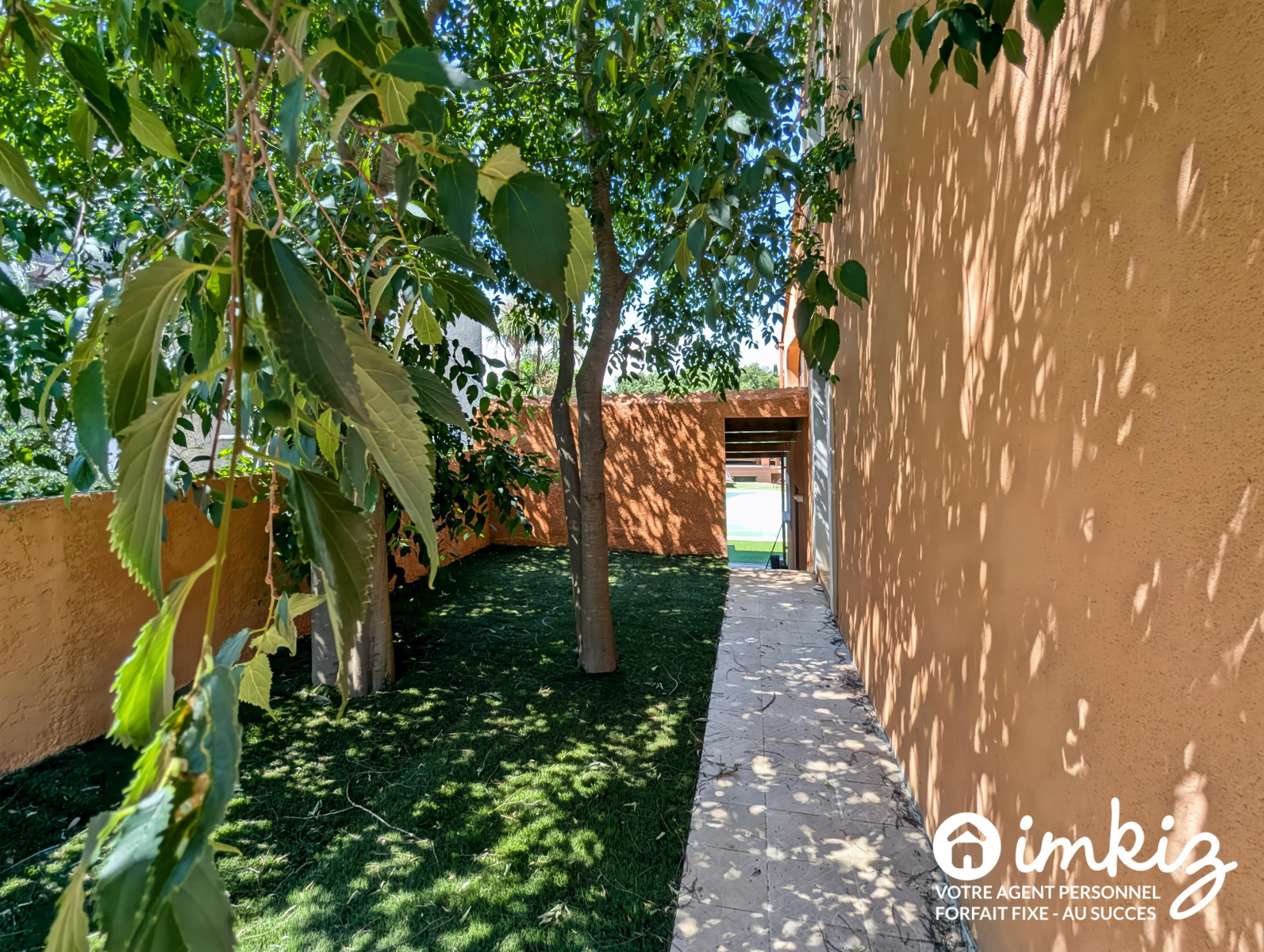 
                                                Vente
                                                 Maison 6 pièces avec studio indépendant et piscine