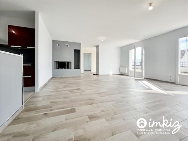 
                                                Vente
                                                 Maison 6 pièces de 119m² rénovée avec jardin.