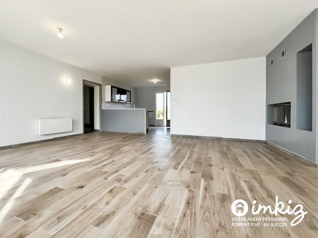 
                                                Vente
                                                 Maison 6 pièces de 119m² rénovée avec jardin.