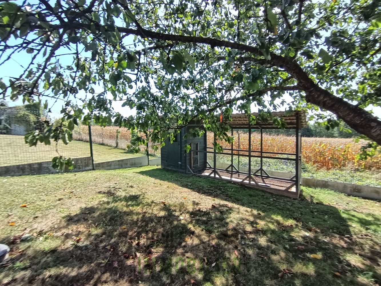 
                                                Vente
                                                 Maison 6 pièces de 130m²