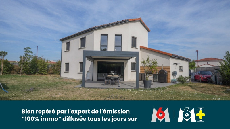 
                                                Vente
                                                 Maison 6 pièces de 162 m²