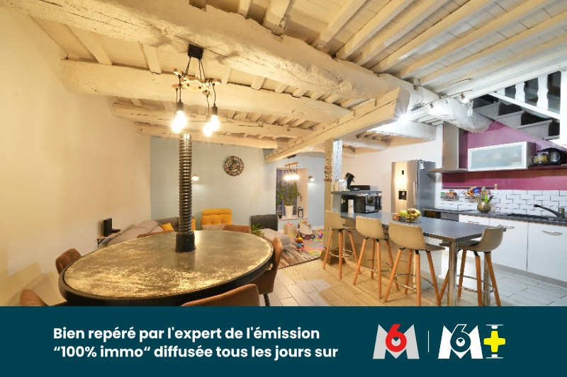 
                                                Vente
                                                 Maison 6 pièces de 193 m2