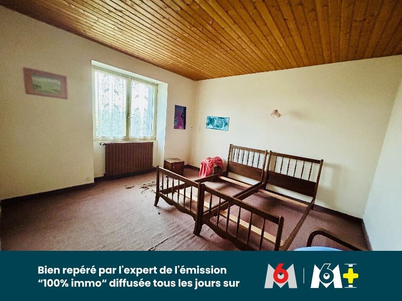 
                                                Vente
                                                 MAISON-6 PIECES-GARAGE-JARDIN-MONNIERES