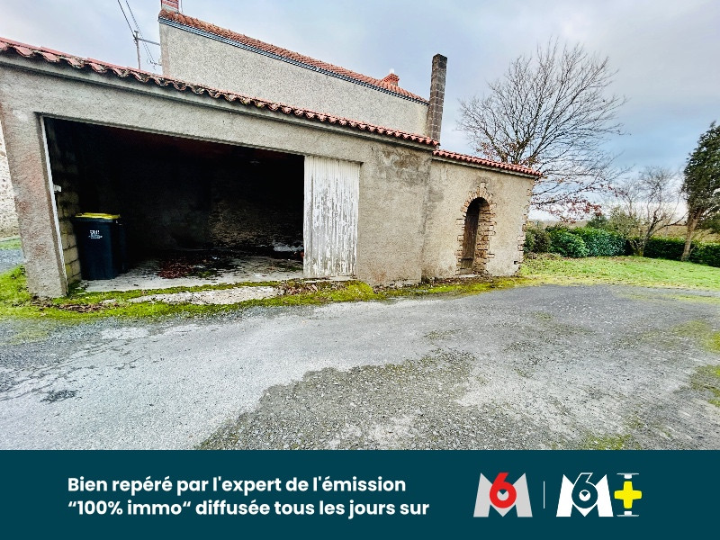 
                                                Vente
                                                 MAISON-6 PIECES-GARAGE-JARDIN-MONNIERES